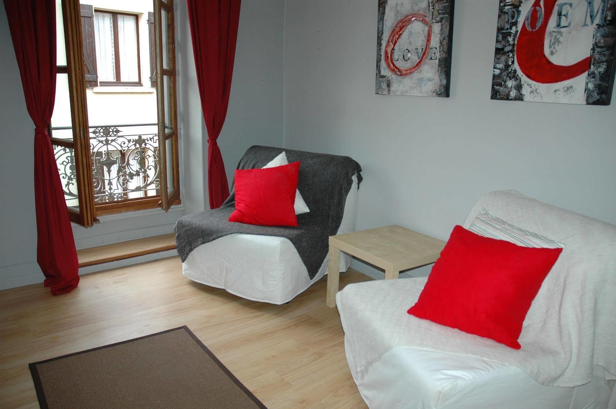 Maison Maxil Hotell Massat Exteriör bild