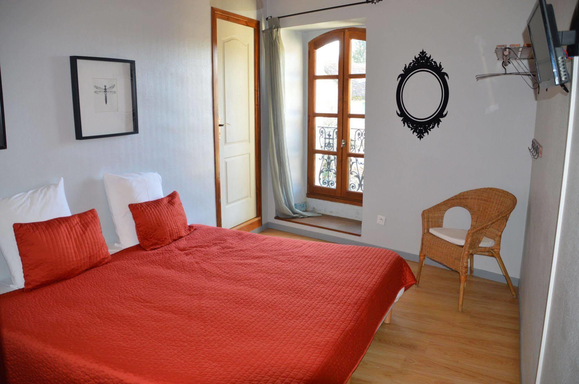 Maison Maxil Hotell Massat Exteriör bild